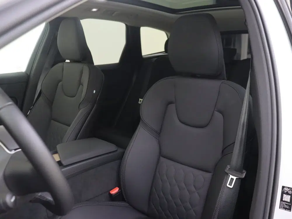 Volvo XC60 T6 AWD Ultra. Dark uit 2026, foto 15
