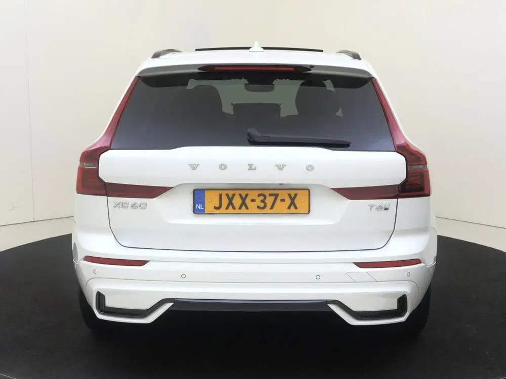 Volvo XC60 T6 AWD Ultra. Dark uit 2026, foto 5