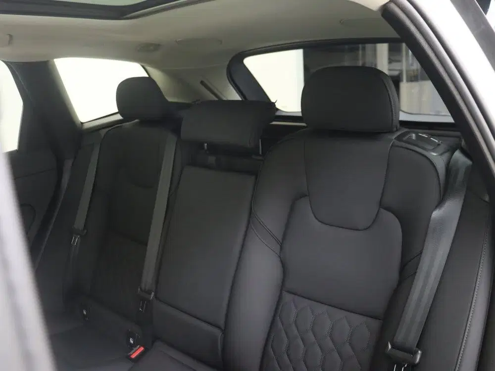Volvo XC60 T6 AWD Ultra. Dark uit 2026, foto 7