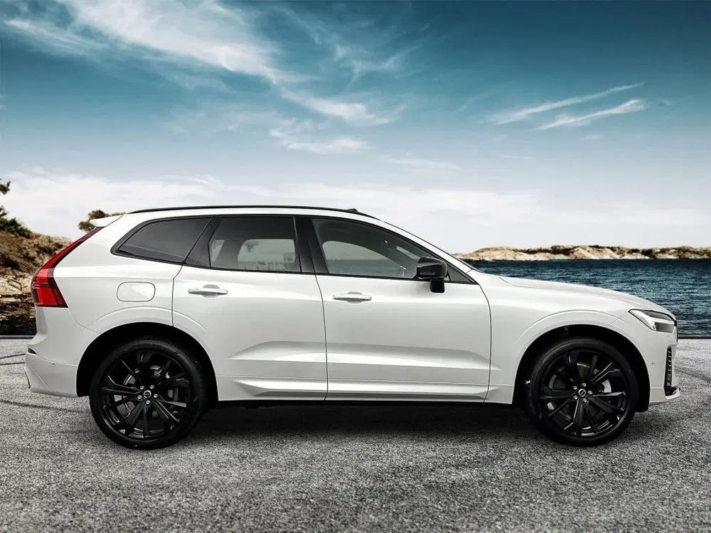 Volvo XC60 T6 398PK Recharge Ultra Black Edition uit 2025, foto 4
