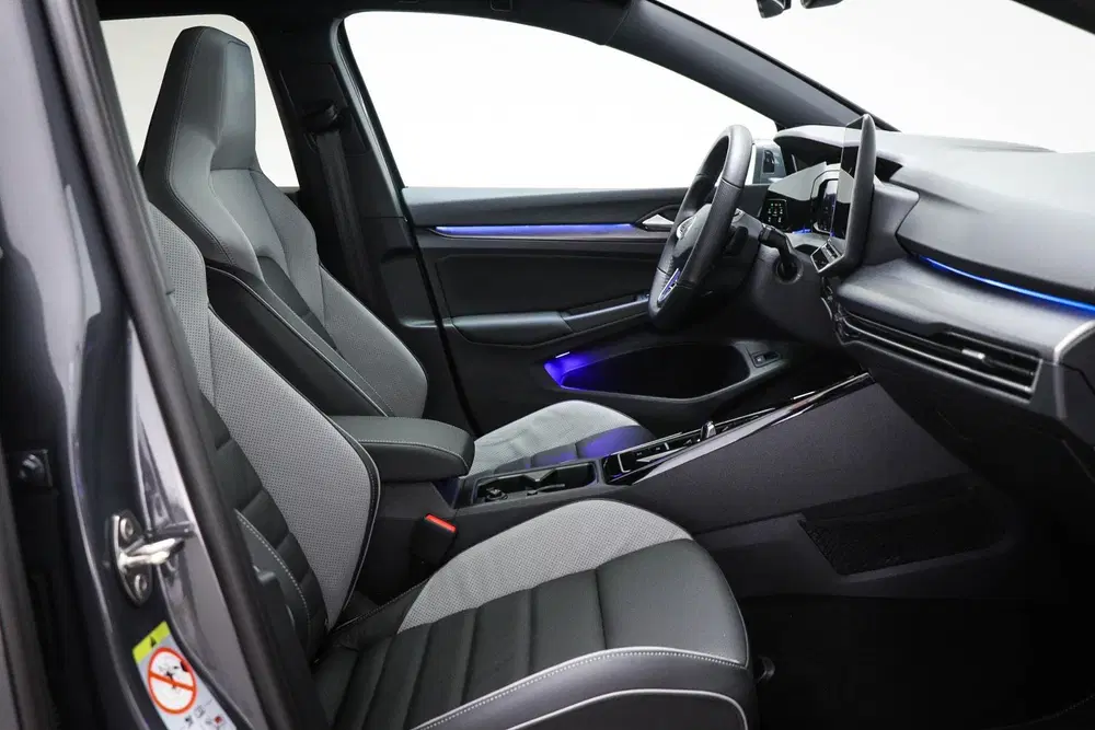 Volkswagen Golf 1.5 eHybrid GTE uit 2026, foto 4