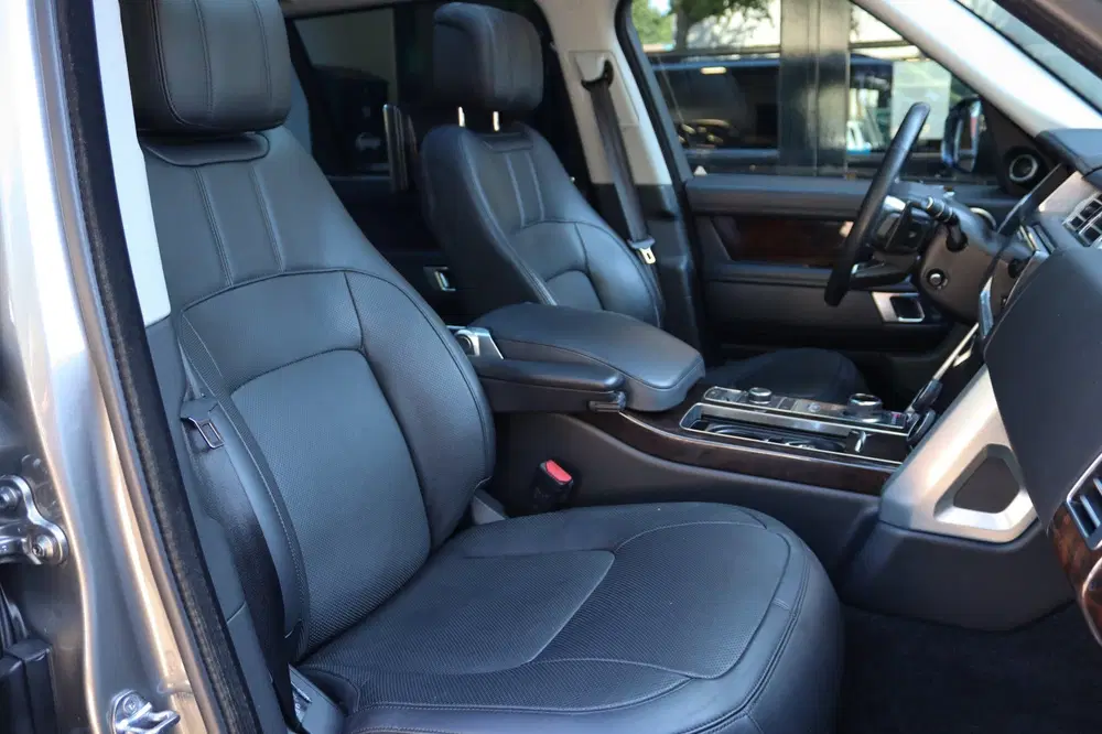 Land Rover Range Rover 2.0 P400e LWB BTW TREKHAAK 360 NAP uit 2019, foto 13