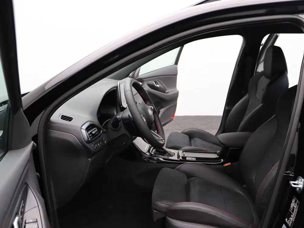 Hyundai i30 1.5 T-GDi MHEV N Line uit 2025, foto 12
