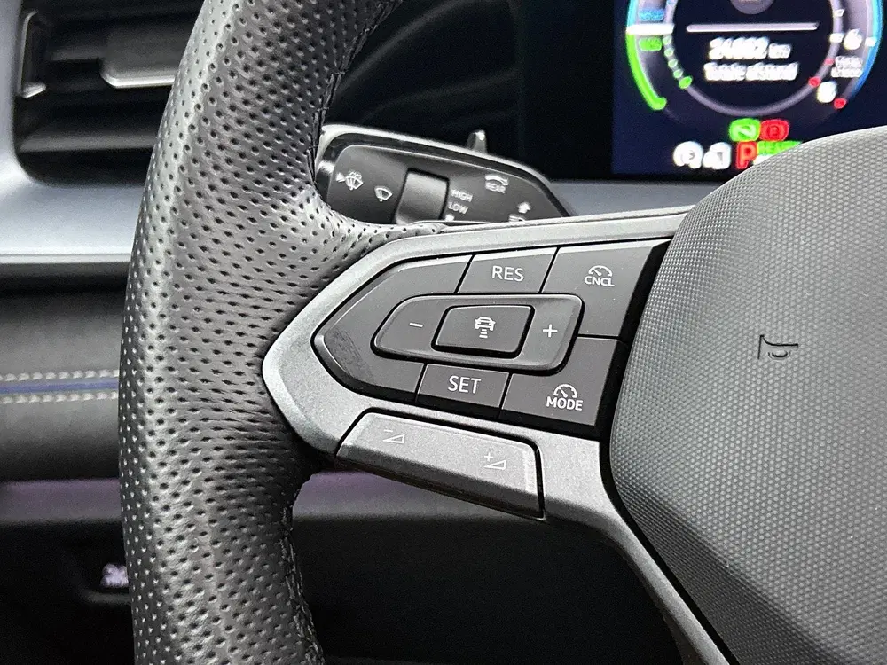 Volkswagen Tayron 1.5 eHybrid R-Line Edition SoH 99 uit 2025, foto 6