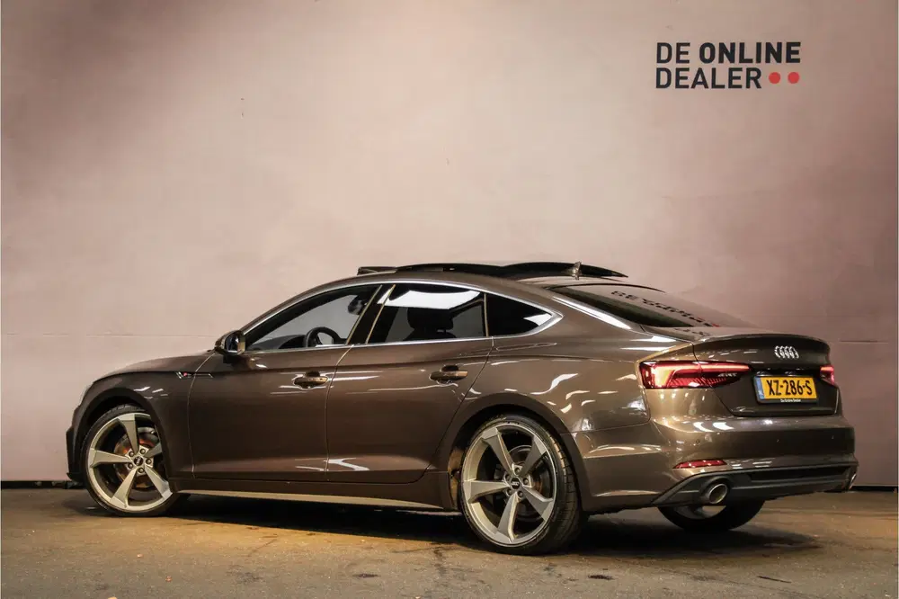 Audi A5 35 TFSI S-line Edition uit 2019, foto 4