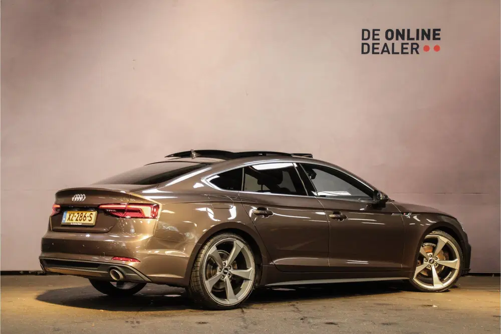 Audi A5 35 TFSI S-line Edition uit 2019, foto 6