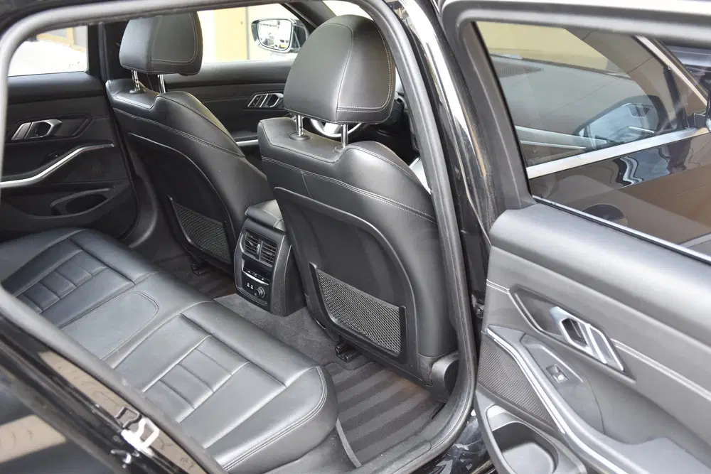 BMW 3-serie 3 Serie Touring 330i High Exe * M-Sport * uit 2020, foto 13