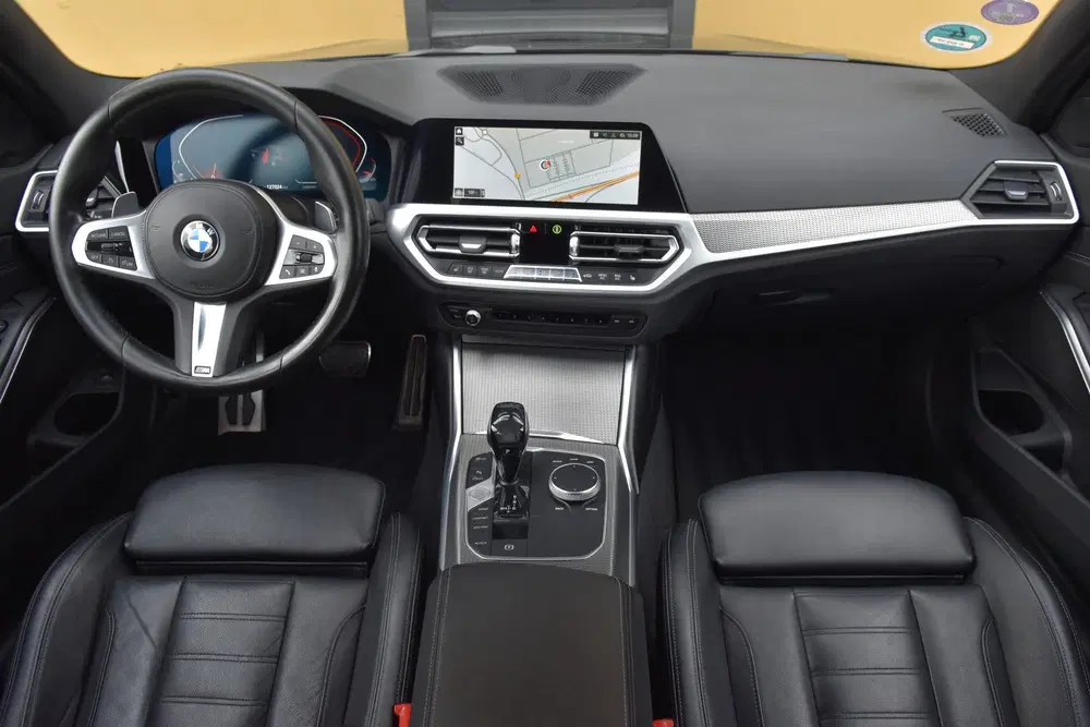 BMW 3-serie 3 Serie Touring 330i High Exe * M-Sport * uit 2020, foto 3
