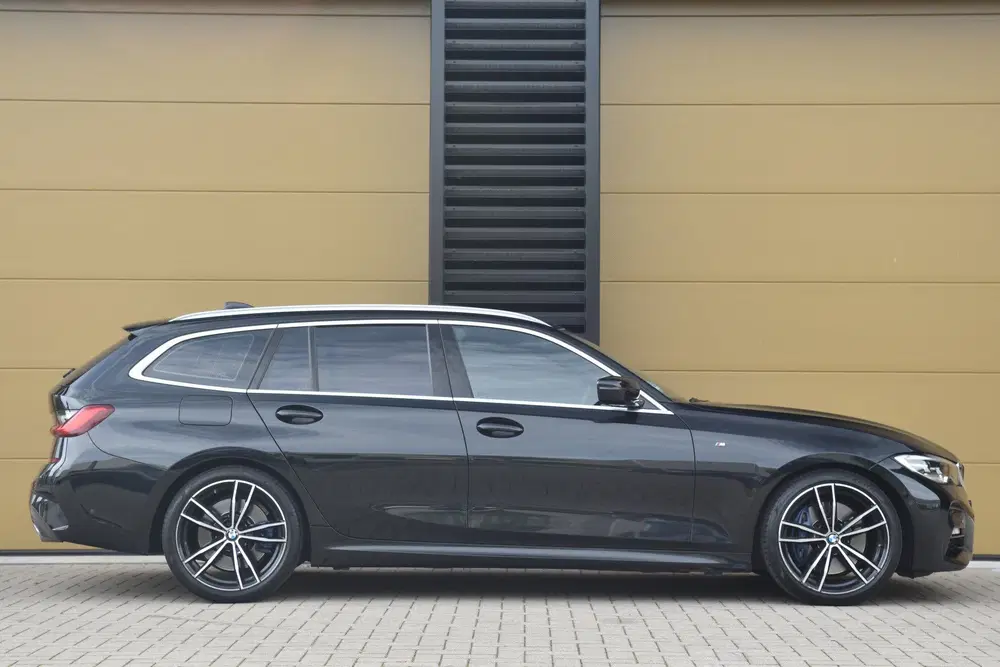 BMW 3-serie 3 Serie Touring 330i High Exe * M-Sport * uit 2020, foto 4
