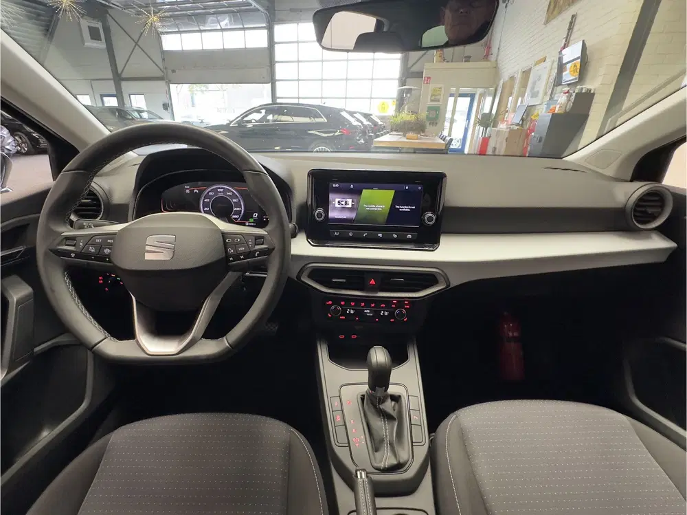 SEAT Ibiza AUTOMAAT 1.0 ECO TSI STYLE BUSINESS CONNEC uit 2024, foto 12