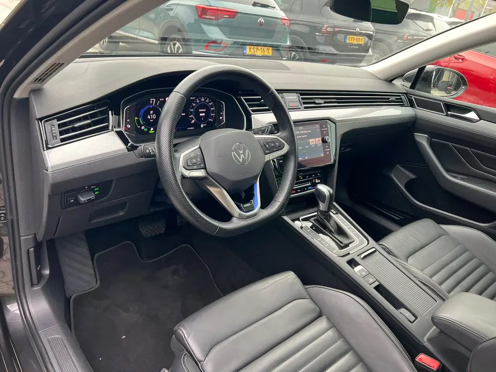 Volkswagen Passat 1.4 TSI PHEV GTE SOH 93% uit 2021, foto 2