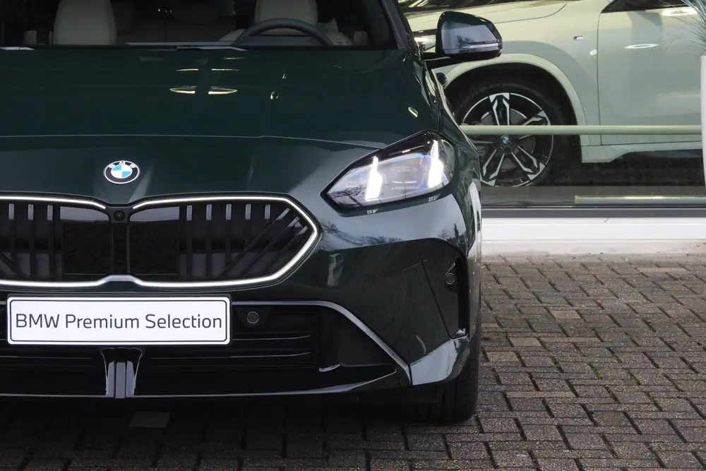 BMW 1-serie 120 High Executive M Sport Automaat uit 2026, foto 9