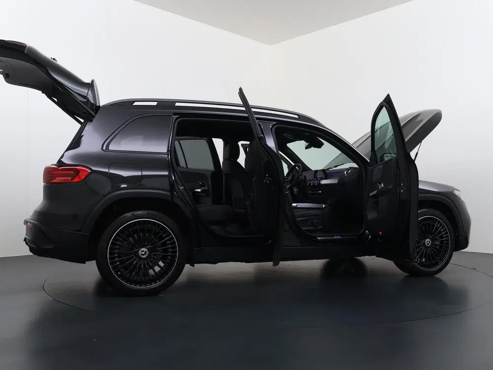 Mercedes-Benz EQB 250+ Business Solution AMG uit 2025, foto 15