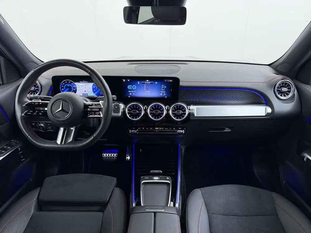 Mercedes-Benz EQB 250+ Business Solution AMG uit 2025, foto 6