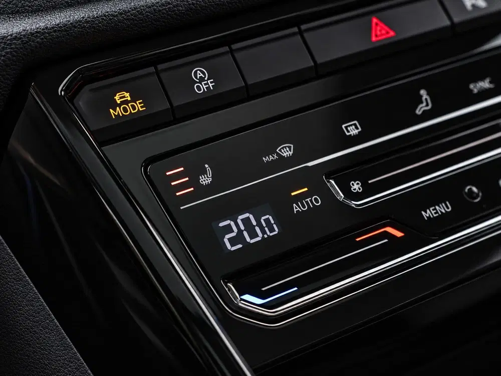 Volkswagen T-Roc 1.5 TSI R-Line uit 2022, foto 15