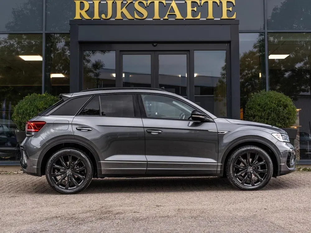 Volkswagen T-Roc 1.5 TSI R-Line uit 2022, foto 6