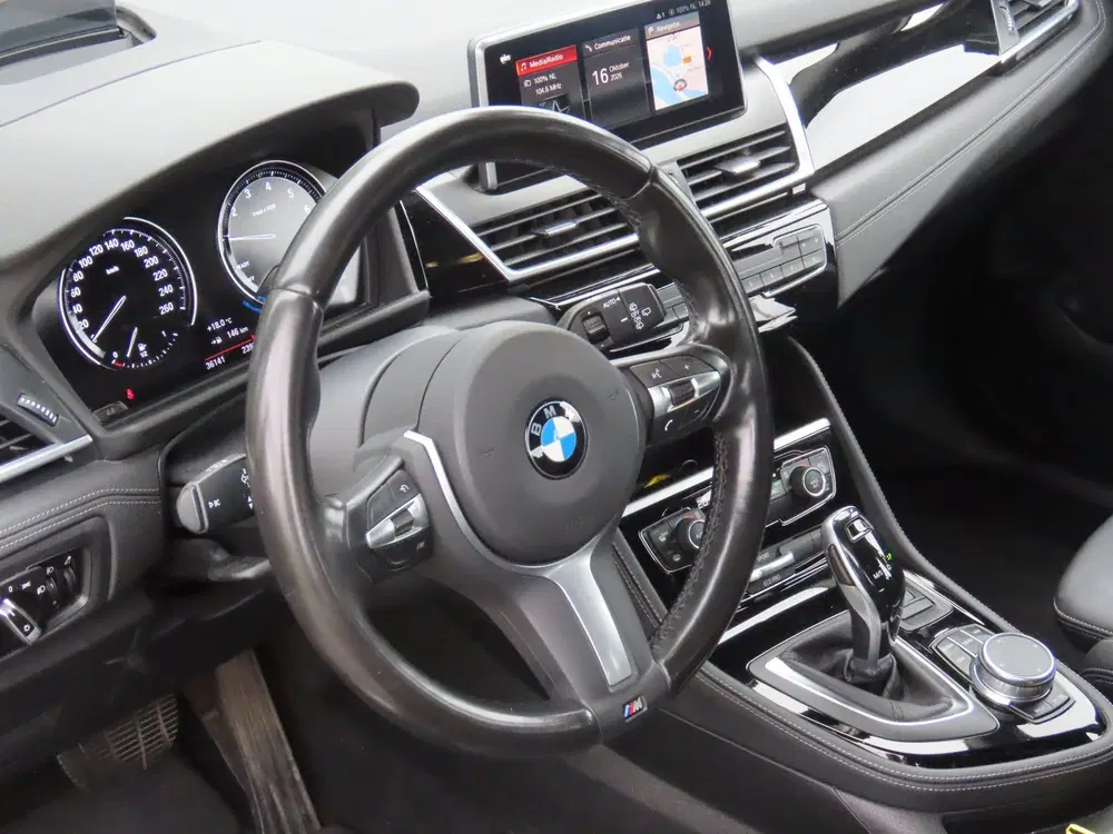 BMW 2-serie Active Tourer 218i Executive Edition M-Spo uit 2019, foto 10