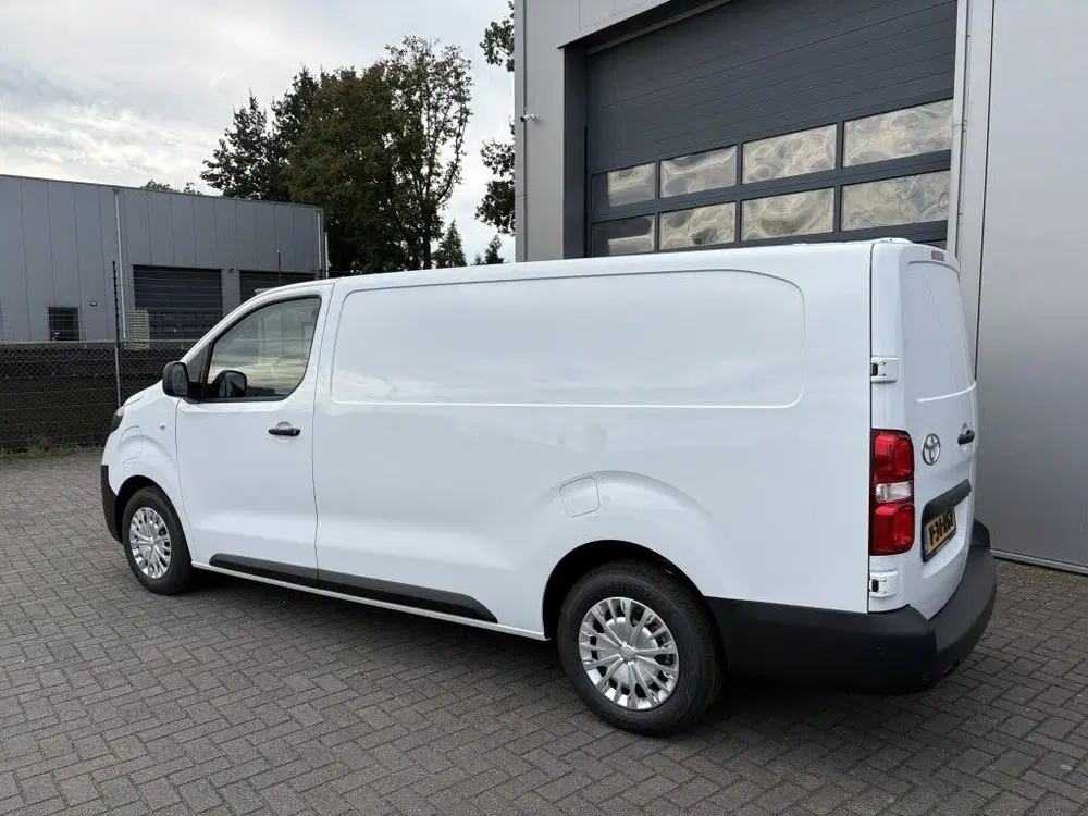 Toyota Proace 75 kWh Extra range Long uit 2026, foto 2