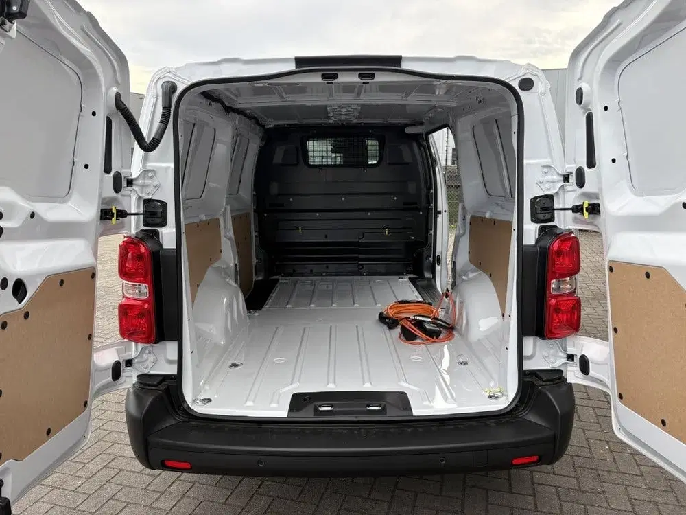 Toyota Proace 75 kWh Extra range Long uit 2026, foto 6