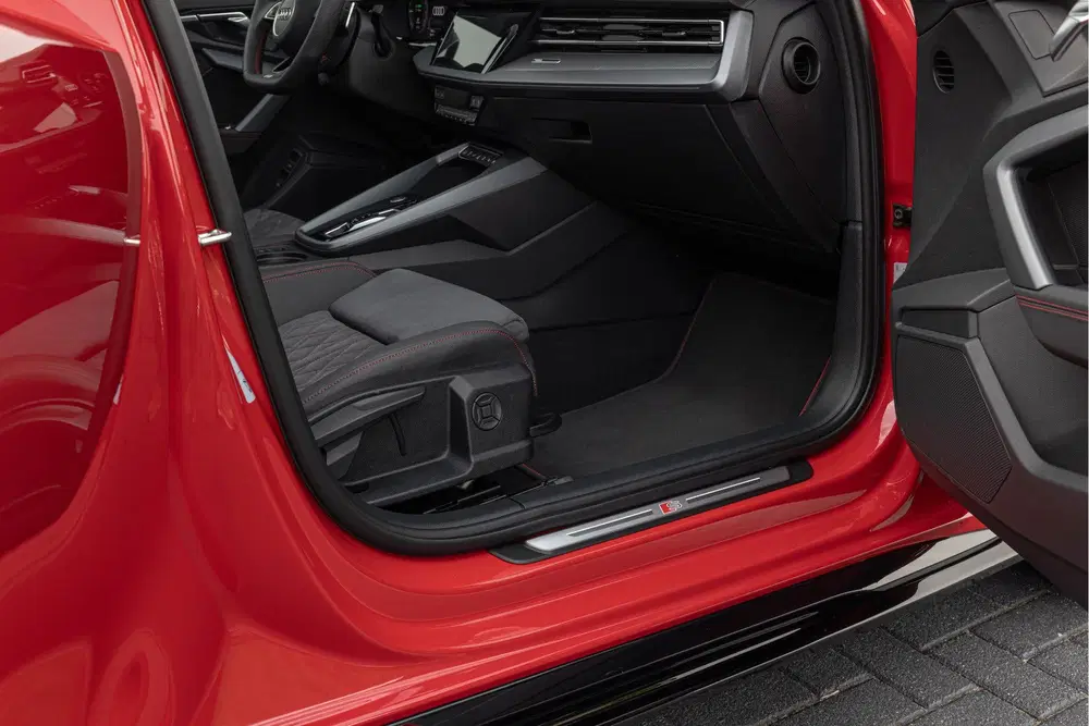 Audi A3 45 TFSI e S edition Competition Pano S-sto uit 2025, foto 14