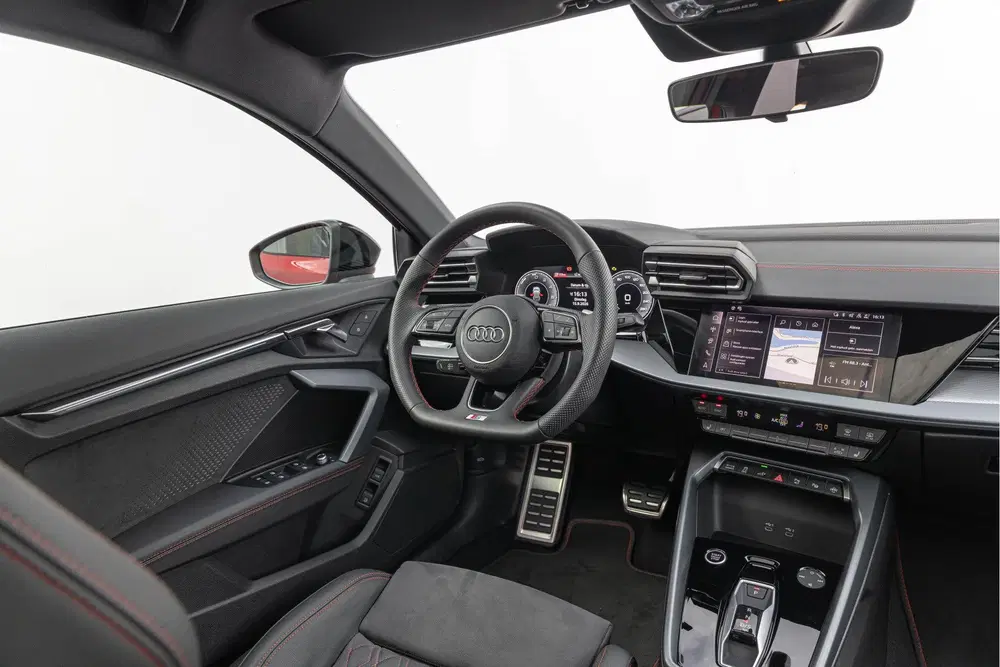 Audi A3 45 TFSI e S edition Competition Pano S-sto uit 2025, foto 3