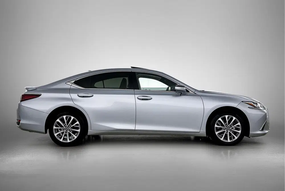 Lexus ES 300h Business Line uit 2023, foto 15
