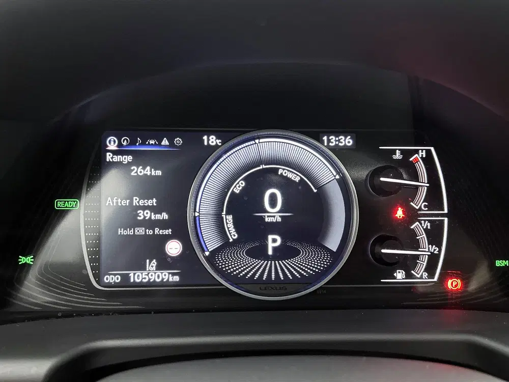 Lexus ES 300h Business Line uit 2023, foto 6