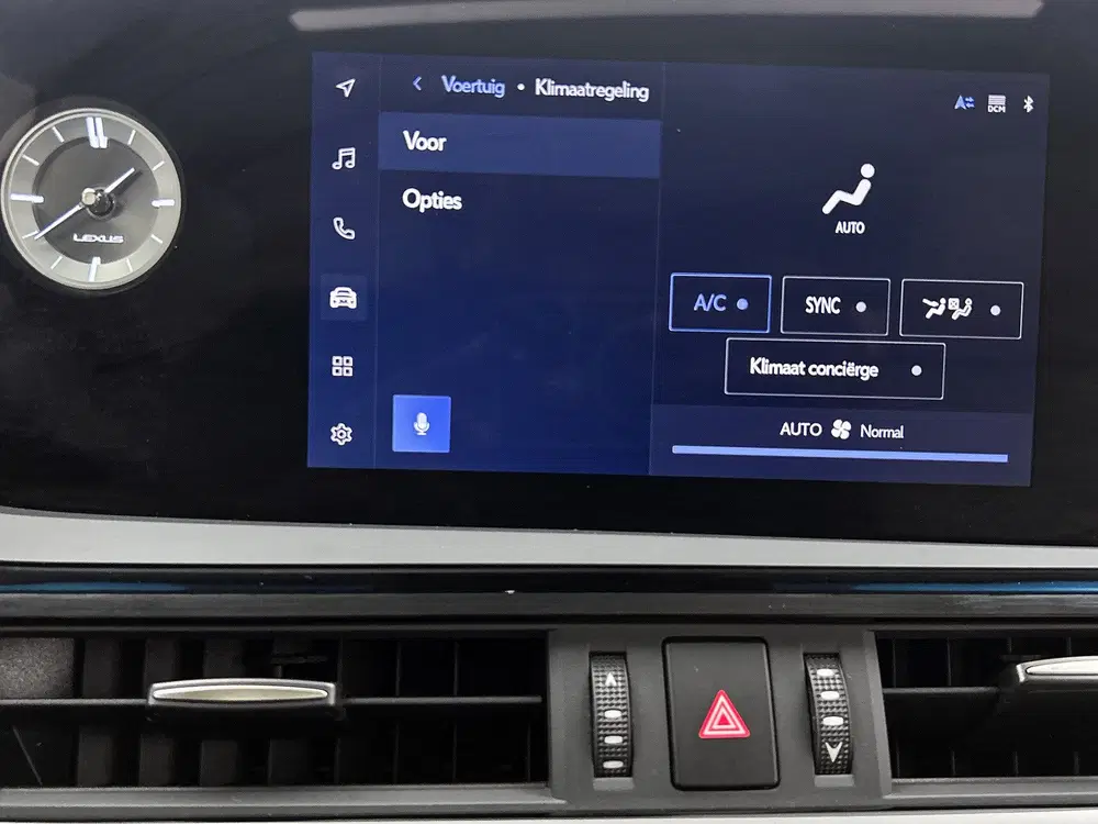 Lexus ES 300h Business Line uit 2023, foto 9