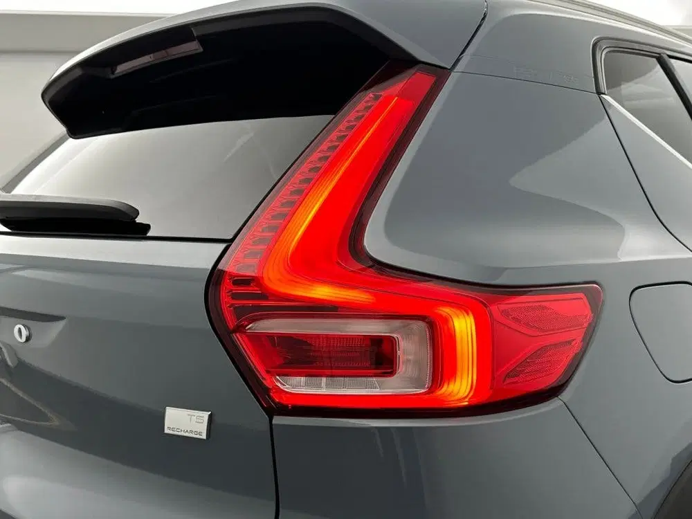 Volvo XC40 T5 262PK Recharge Inscription uit 2023, foto 12