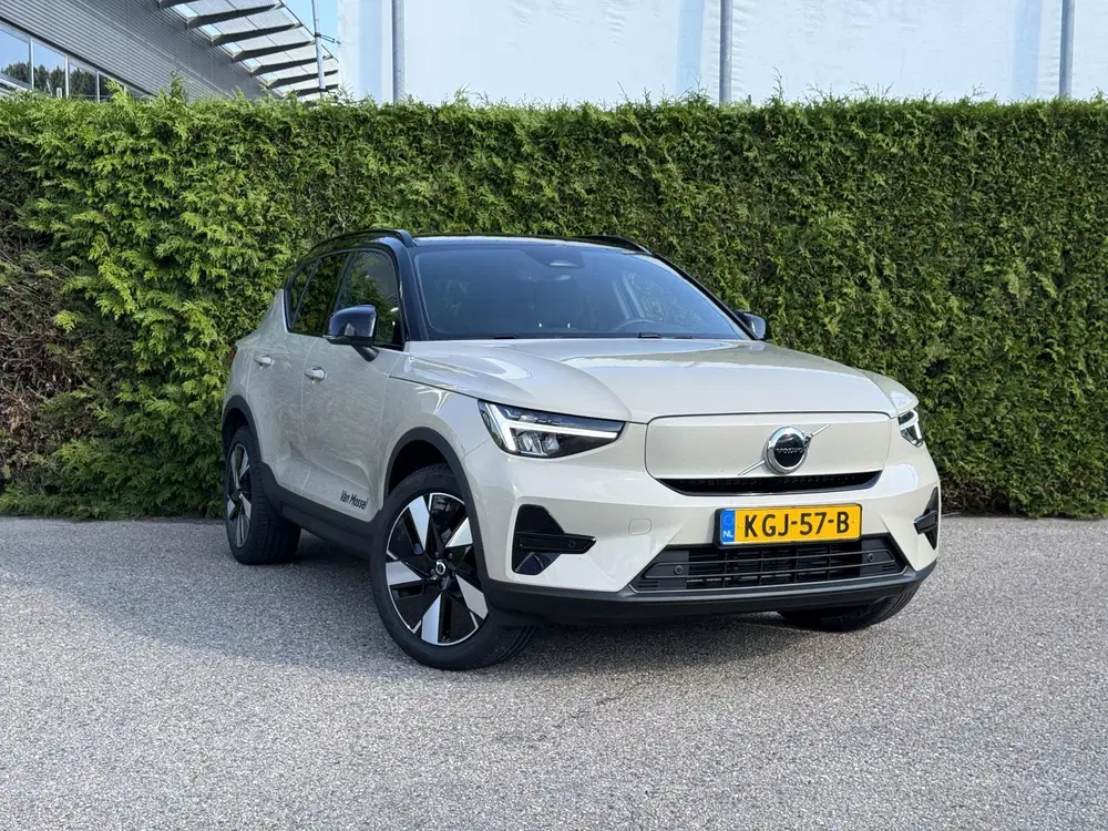 Volvo EX40 Single Motor Extended Range Plus Europa uit 2026, foto 4