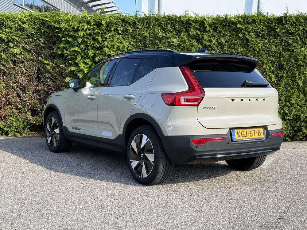 Volvo EX40 Single Motor Extended Range Plus Europa uit 2026, foto 5