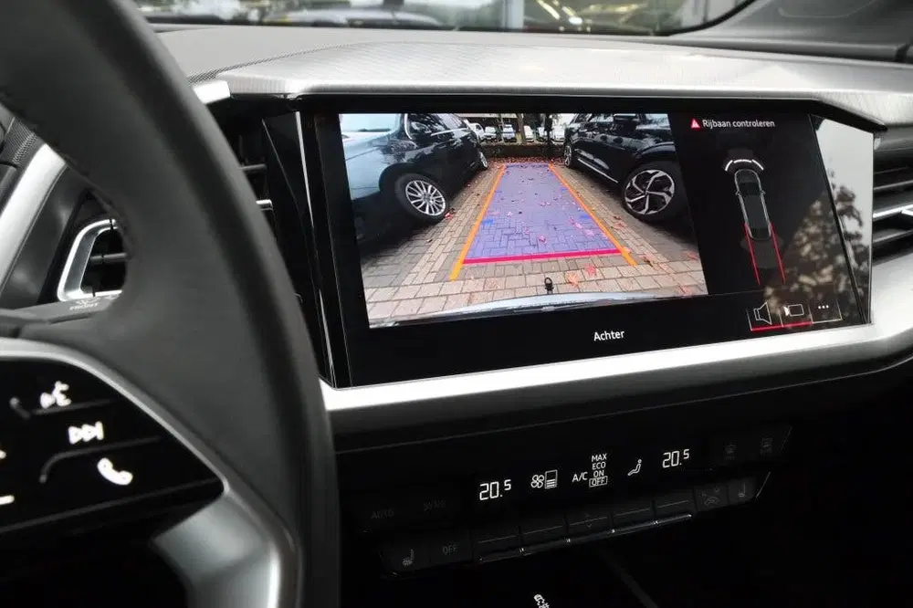 Audi Q4 e-tron 45 S-Line uit 2026, foto 12