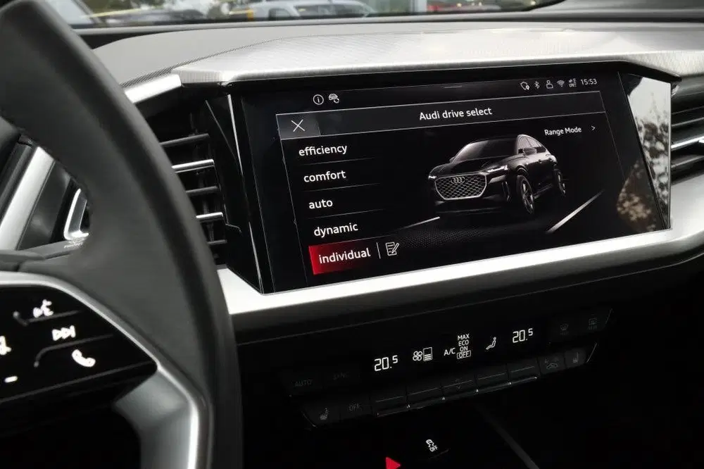 Audi Q4 e-tron 45 S-Line uit 2026, foto 13