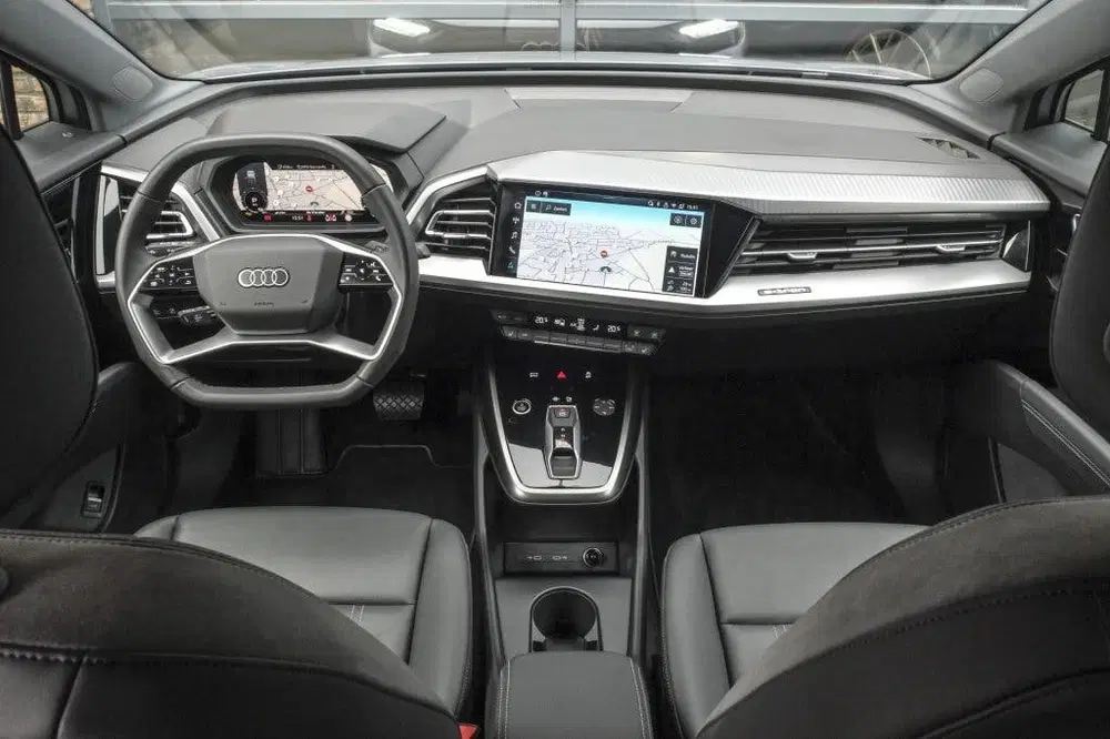 Audi Q4 e-tron 45 S-Line uit 2026, foto 3