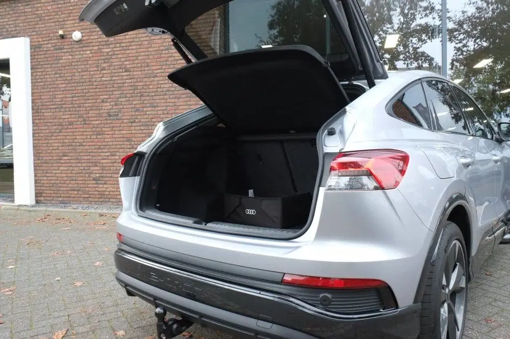 Audi Q4 e-tron 45 S-Line uit 2026, foto 8