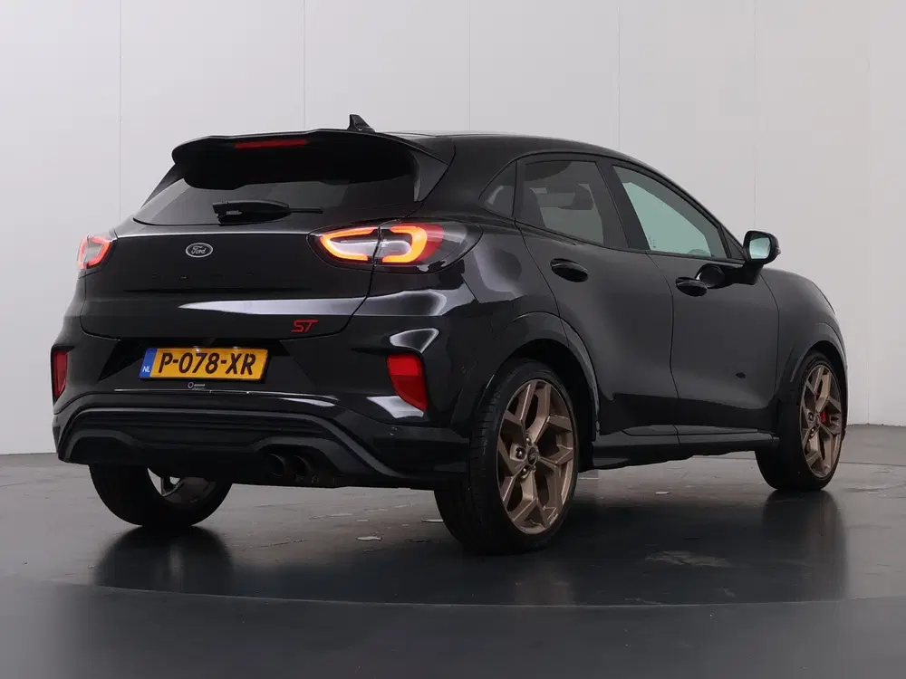 Ford Puma 1.5 EcoBoost ST-X Gold Edition uit 2022, foto 2