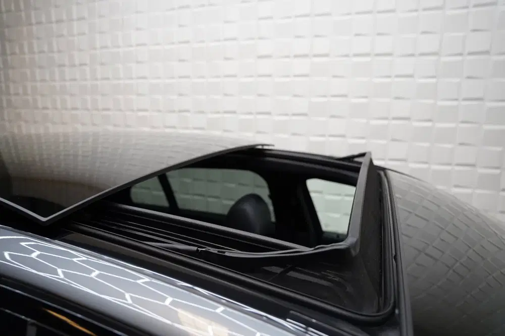 Mercedes-Benz E-Klasse 200 AMG NIGHT PANO SFEER 360 LEER uit 2021, foto 10