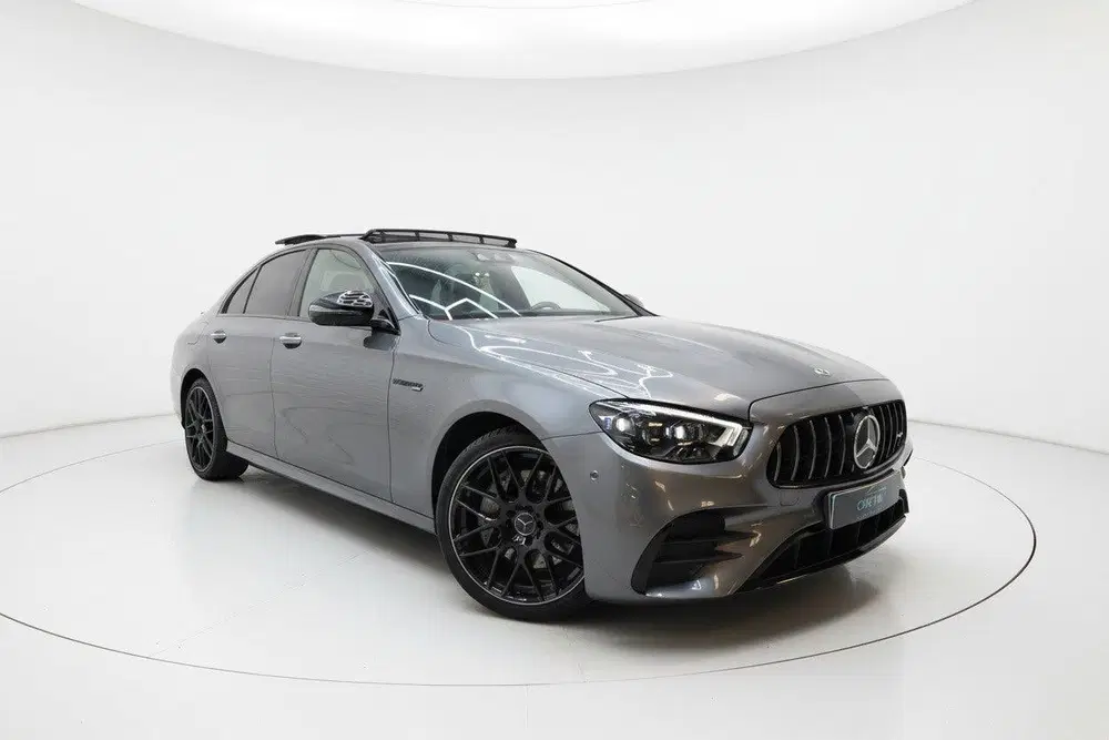 Mercedes-Benz E-Klasse 200 AMG NIGHT PANO SFEER 360 LEER uit 2021, foto 3