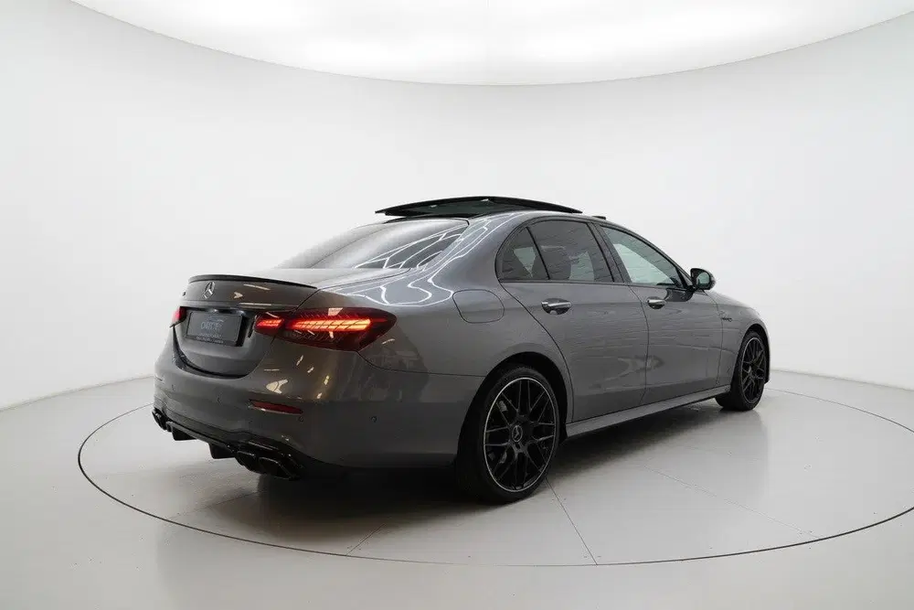 Mercedes-Benz E-Klasse 200 AMG NIGHT PANO SFEER 360 LEER uit 2021, foto 6