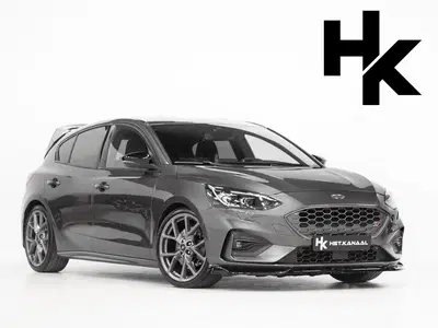 Ford Focus 2.3 EcoBoost ST-3 ACC Keyless Milltek Stoe uit 2019