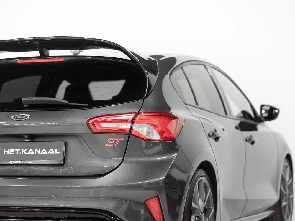 Ford Focus 2.3 EcoBoost ST-3 ACC Keyless Milltek Stoe uit 2019, foto 10