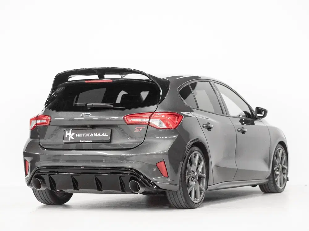 Ford Focus 2.3 EcoBoost ST-3 ACC Keyless Milltek Stoe uit 2019, foto 2