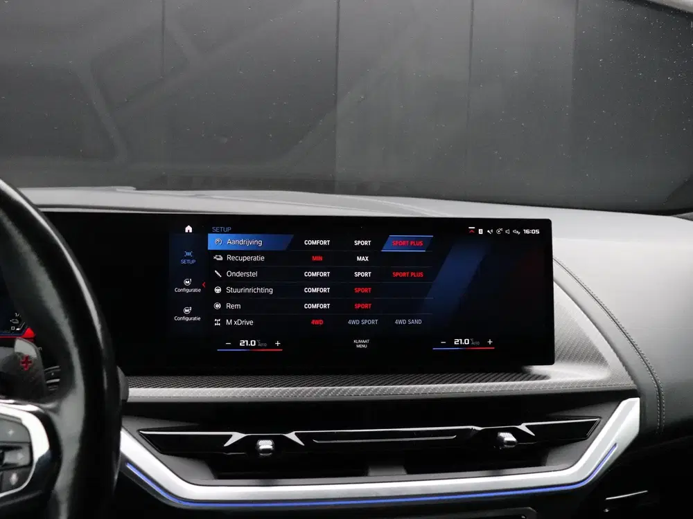 BMW XM PHEV 30 kWh V8 uit 2023, foto 12