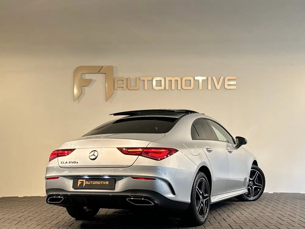 Mercedes-Benz CLA 250 e AMG Pano uit 2022, foto 4