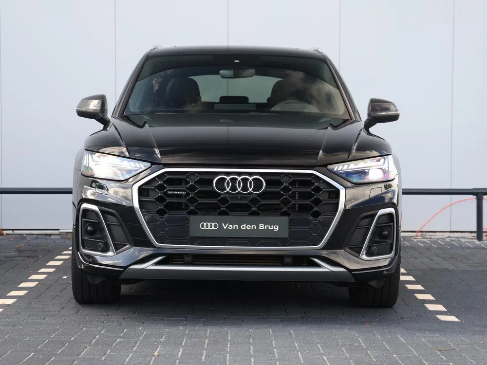 Audi Q5 55 TFSI e S edition Competition uit 2023, foto 13