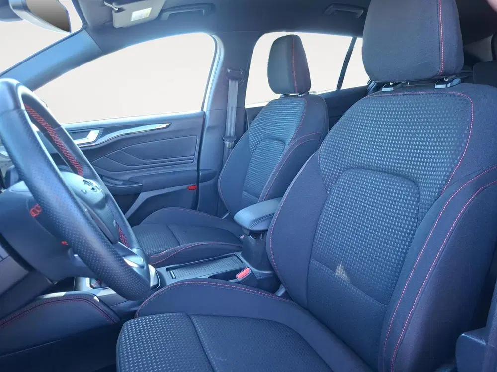 Ford Focus 1.0 EcoBoost Hybrid ST Line X uit 2024, foto 13