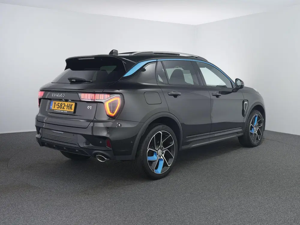 Lynk & Co 01 1.5 uit 2023, foto 2