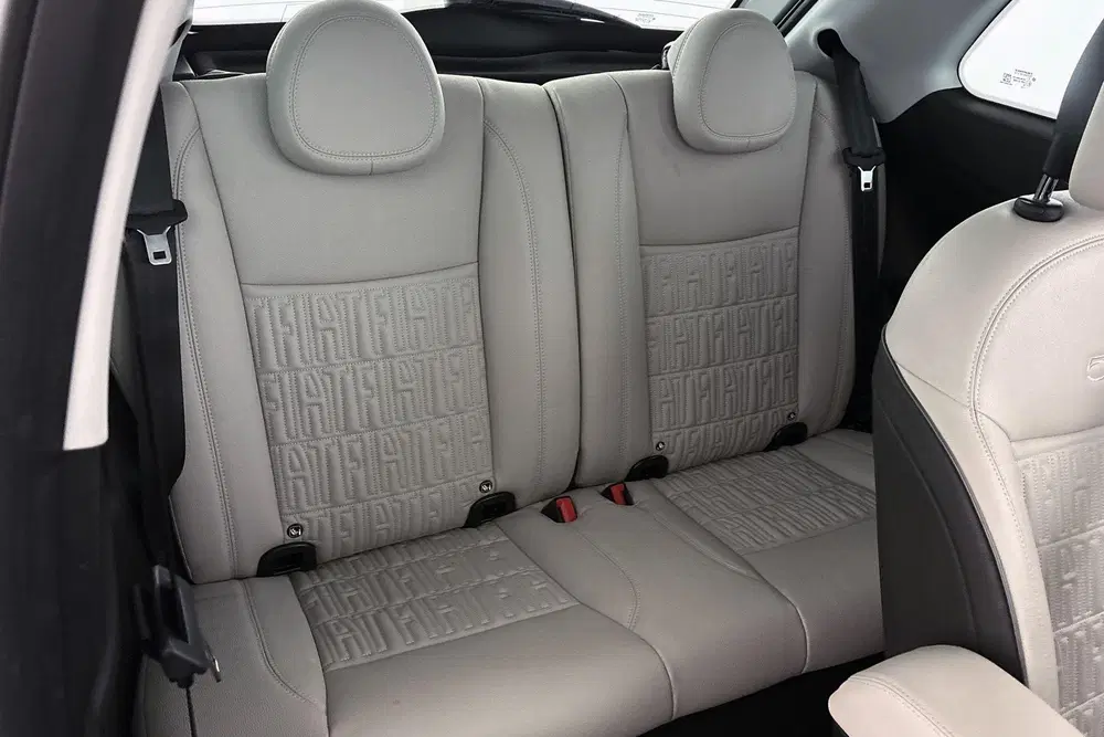 Fiat 500 La Prima 42 kWh Pano Leder Stoelverwarming uit 2024, foto 10