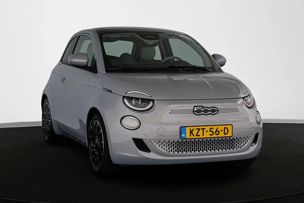 Fiat 500 La Prima 42 kWh Pano Leder Stoelverwarming uit 2024, foto 2