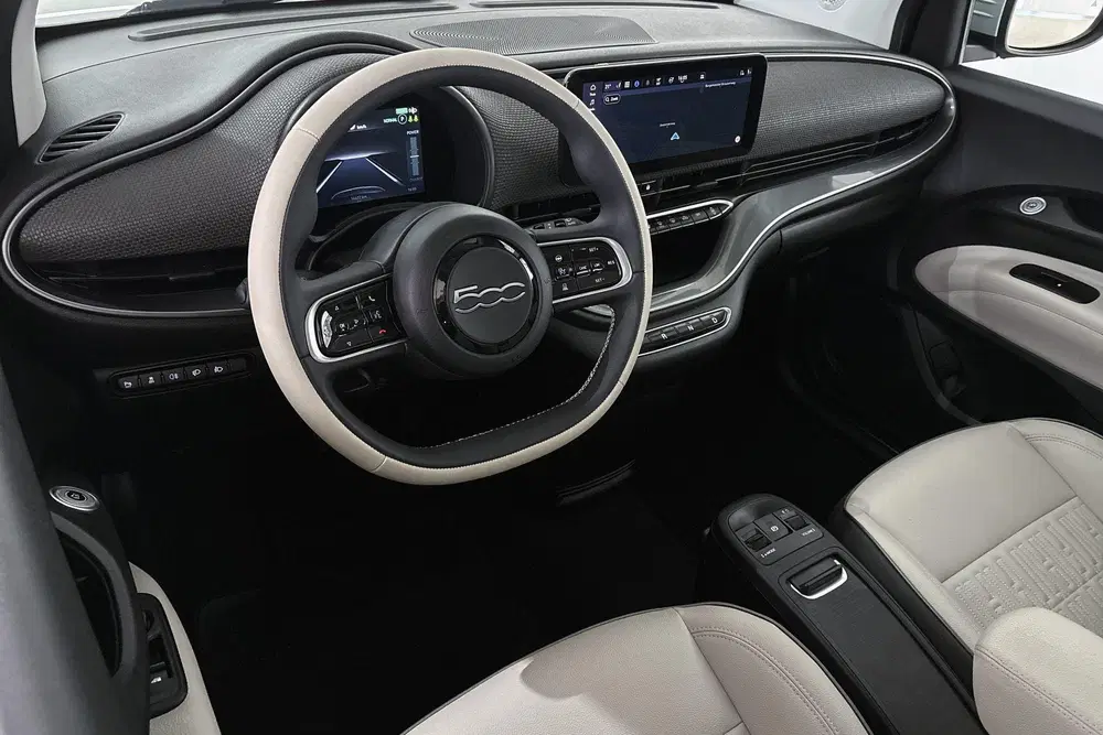 Fiat 500 La Prima 42 kWh Pano Leder Stoelverwarming uit 2024, foto 5